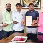 धडपड’ हा लेखसंग्रह पत्रकारिता क्षेत्रातील नव्या पिढीसाठी मार्गदर्शक-प्रशांत जोशी